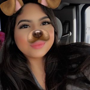 Meet your Posher, Neida